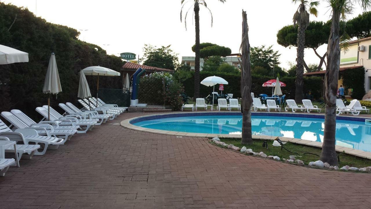 Thaire Resort Castel Volturno Exterior photo
