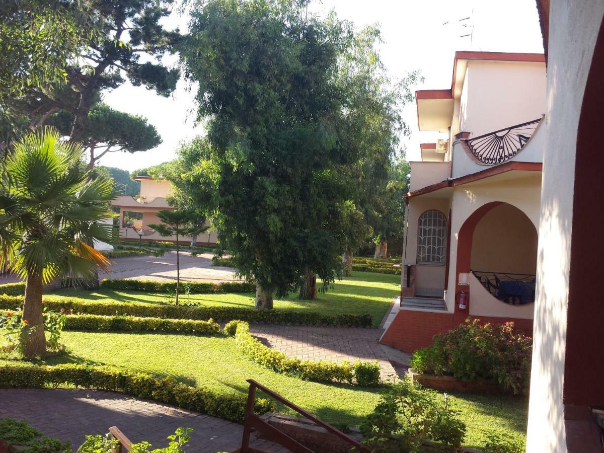 Thaire Resort Castel Volturno Exterior photo