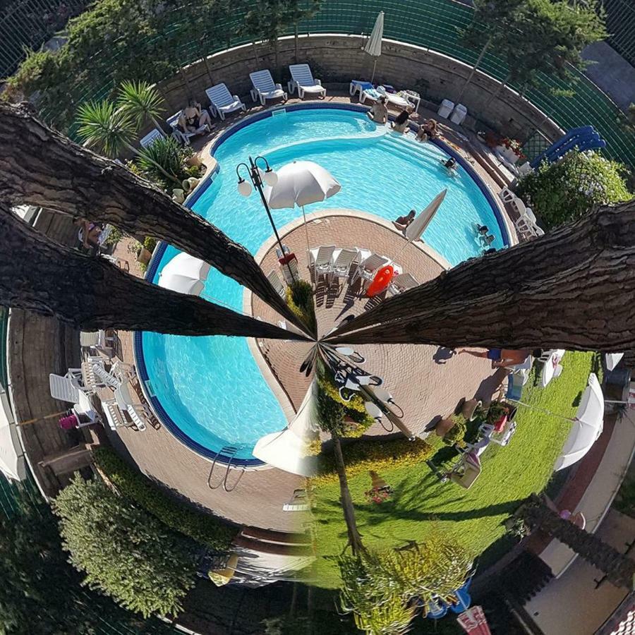 Thaire Resort Castel Volturno Exterior photo